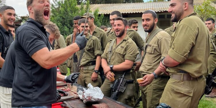 Rob King of BBQ: Grilling up Morale on Israel’s Front Lines