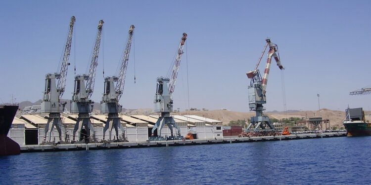 Eilat Port to Lay Off Half its Employees Due to Financial Catastrophe