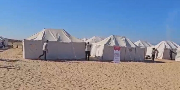 Israeli organizations Facilitates Tents for Gazans