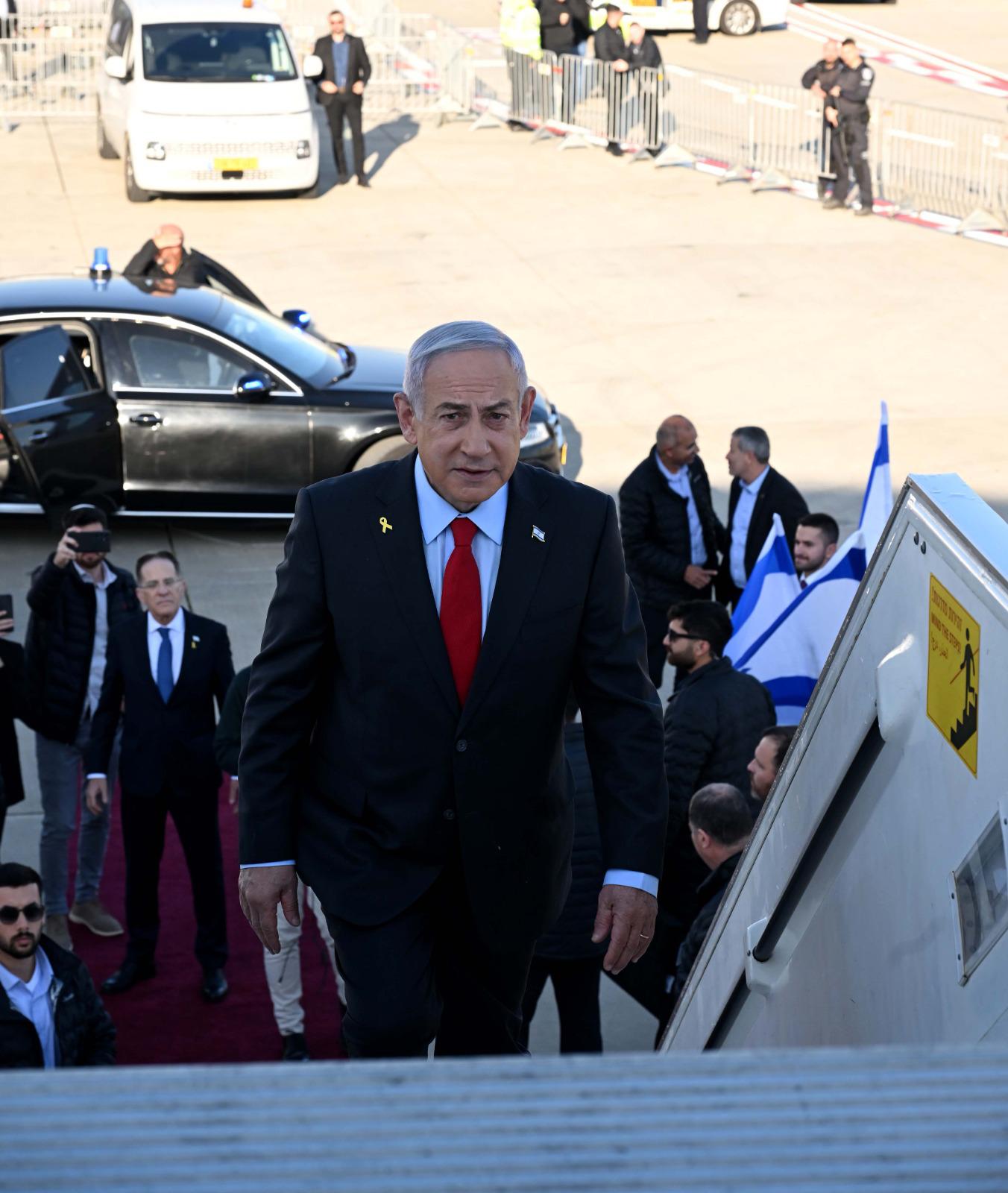 Prime Minister Netanyahu Prime Minister Netanyahu boards the Israeli state aircraft, departing for Washington on a key diplomatic mission focused on security and peace efforts.