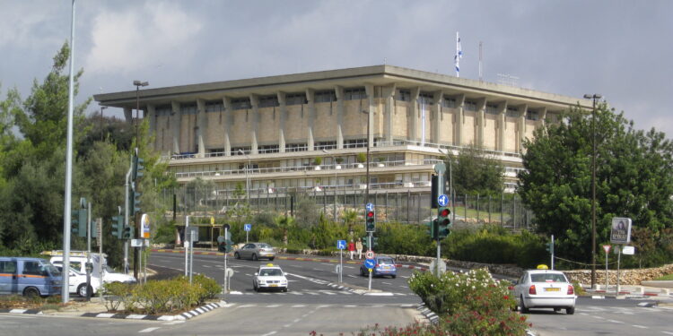 Controversial Bill Would Let New Israeli Governments Fire Top Security Officials Within 100 Days